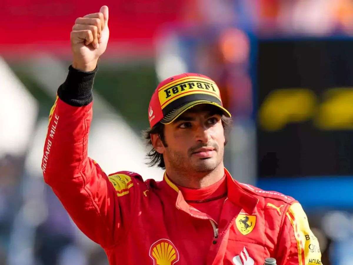 Carlos Sainz se alza con la Pole y Ferrari celebra en Italia