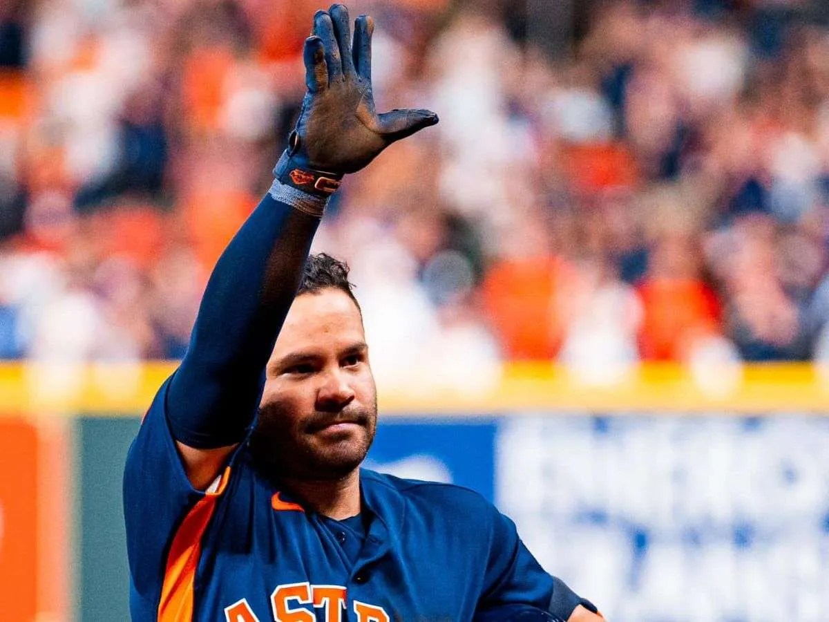 Altuve se encuentra en estado “día a día” después de recibir un golpe en la pantorrilla