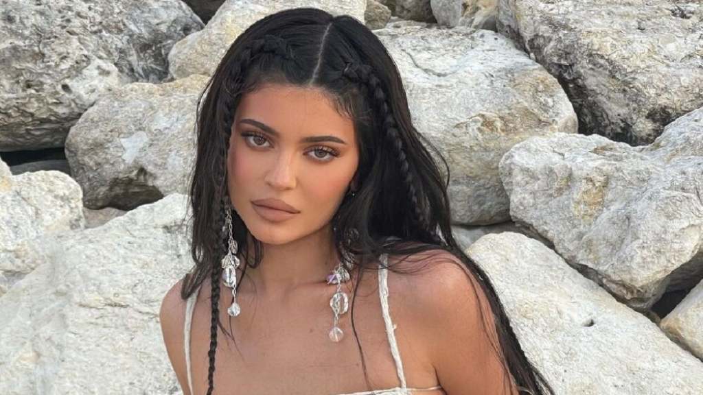 Kylie Jenner paralizó el tráfico en la red 2.0 al mejor estilo de