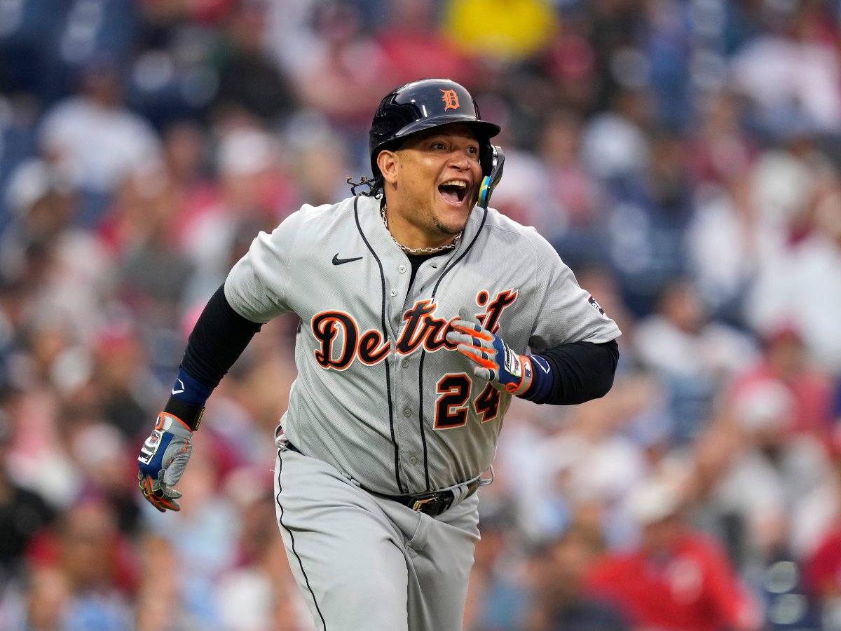 Miguel Cabrera iguala en dobles a Hank Aaron