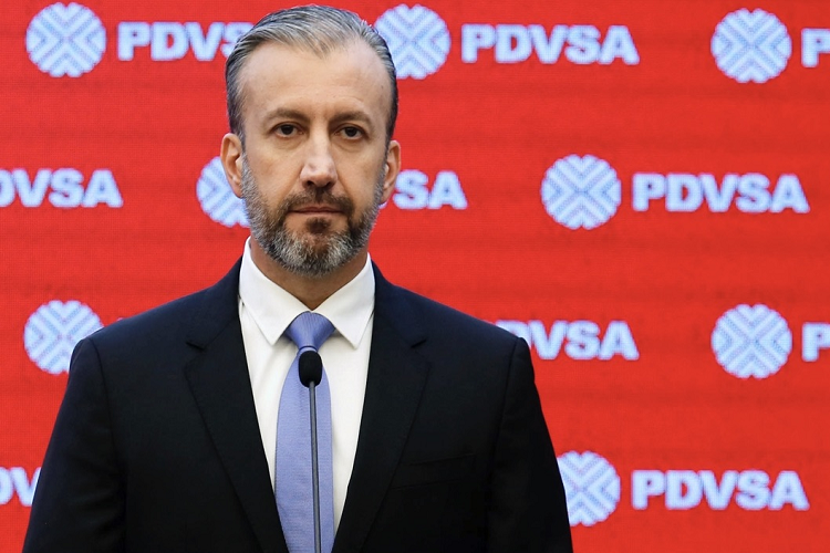 Piloto estadounidense se declara culpable de transportar a El Aissami