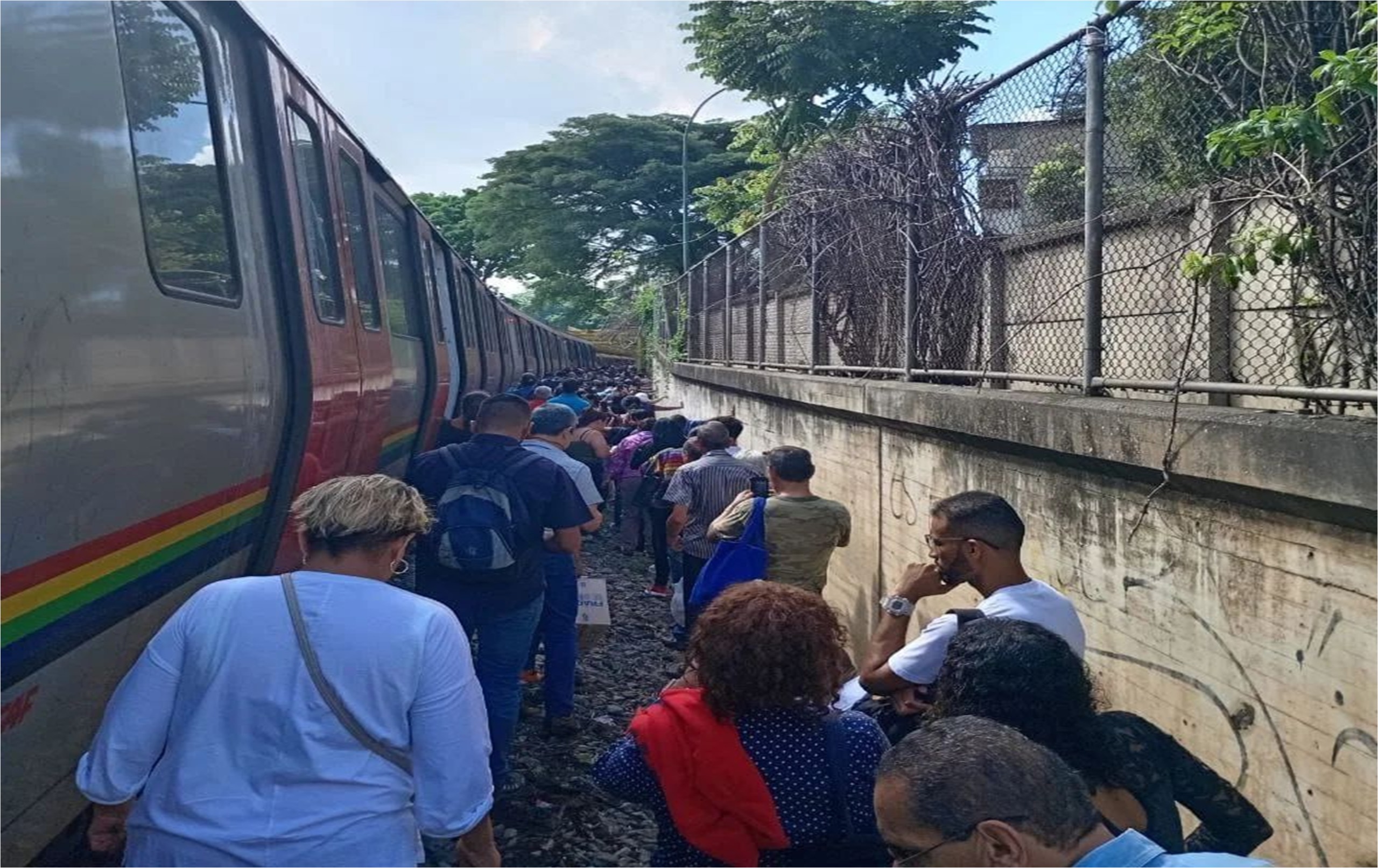 Reportan explosión en el metro de Caracas en la estación Caño Amarillo #29Sep