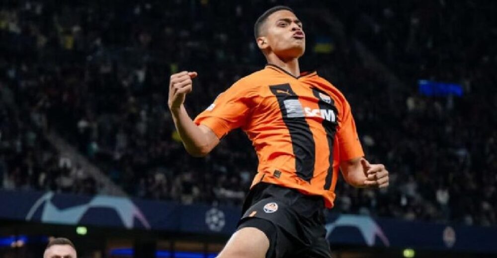 En 2023 el Boston River de Uruguay lo fichó, pero pocos días después fue comprado por el Shakhtar Donetsk 