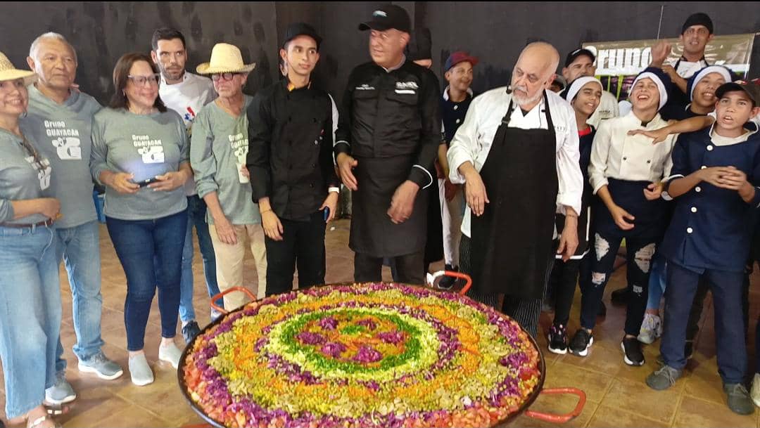 Grupo Guayacán invitó a Claudio Nazoa a cocinar con niños de Margarita