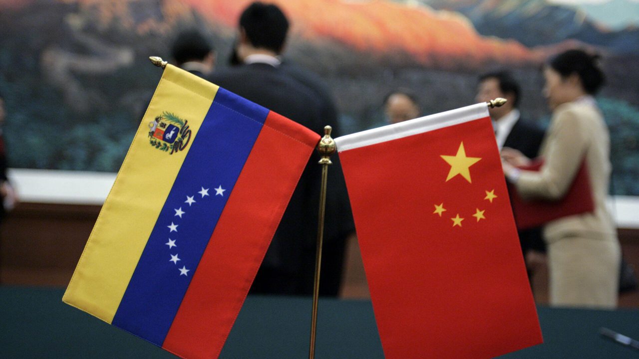 Venezuela y China firman acuerdo en materia de procesamiento de imágenes satelitales