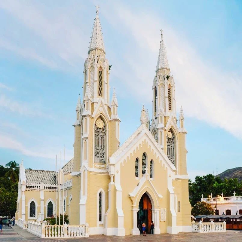 Vecinos del Valle indignados por el costo del permiso para las festividades de la Virgen