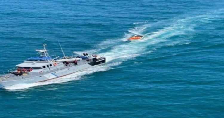 Los cuatro pescadores que desaparecieron en la población de Ocumare de La Costa, estado Aragua, el pasado jueves 7 de septiembre, fueron localizados a las 09:30 de la mañana de este sábado