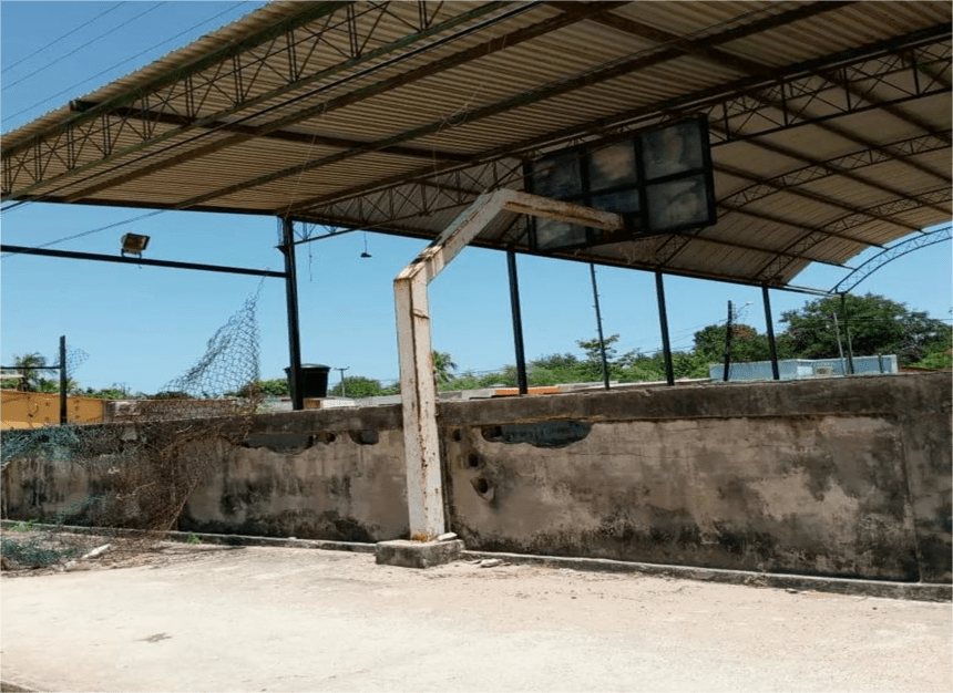 El Guamache clama por ayuda: Parque infantil y cancha deportiva en mal estado