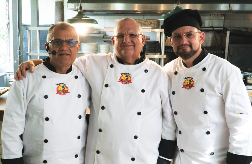 Hermanos Moya: 50 años de tradición en la elaboración de arepas en Margarita