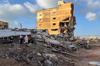 La tormenta Daniel, que azotó a Derna, una ciudad de 100.000 habitantes