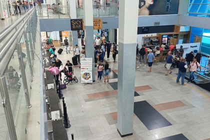 Problemas en el aeropuerto de Margarita causan molestias a más de 200 pasajeros