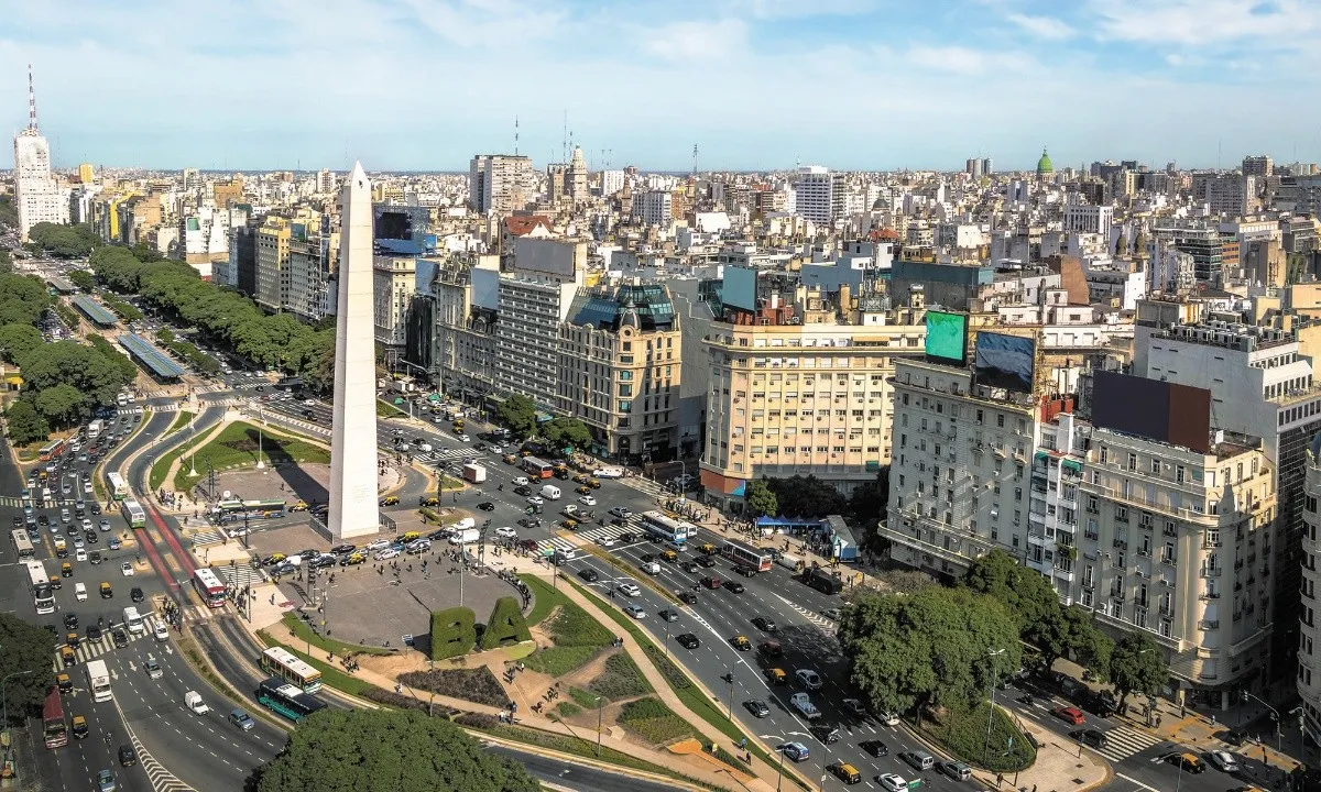 Argentina rechaza solicitud de permiso para las elecciones primarias venezolanas debido a su coincidencia con las elecciones presidenciales del país.