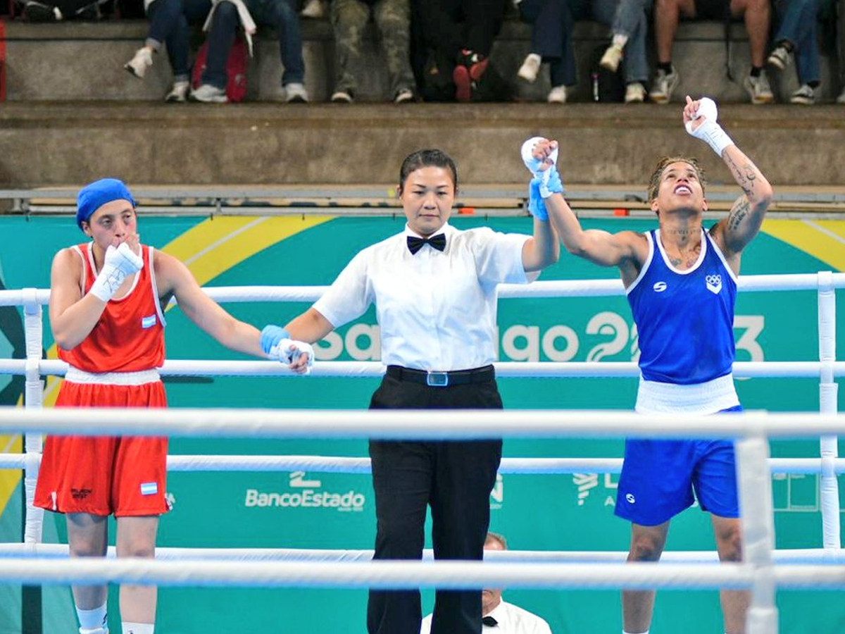 Johana Gómez se garantiza una medalla en el boxeo