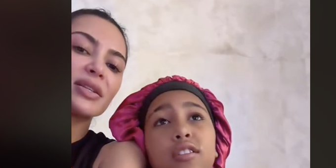 La hija de Kim Kardashian revela en directo el trastorno que padece