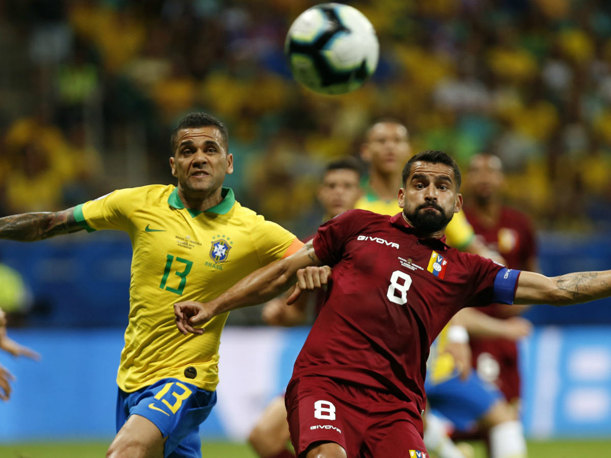 La selección de Venezuela, conocida como “La Vinotinto”, se prepara para enfrentar al poderoso equipo de Brasil