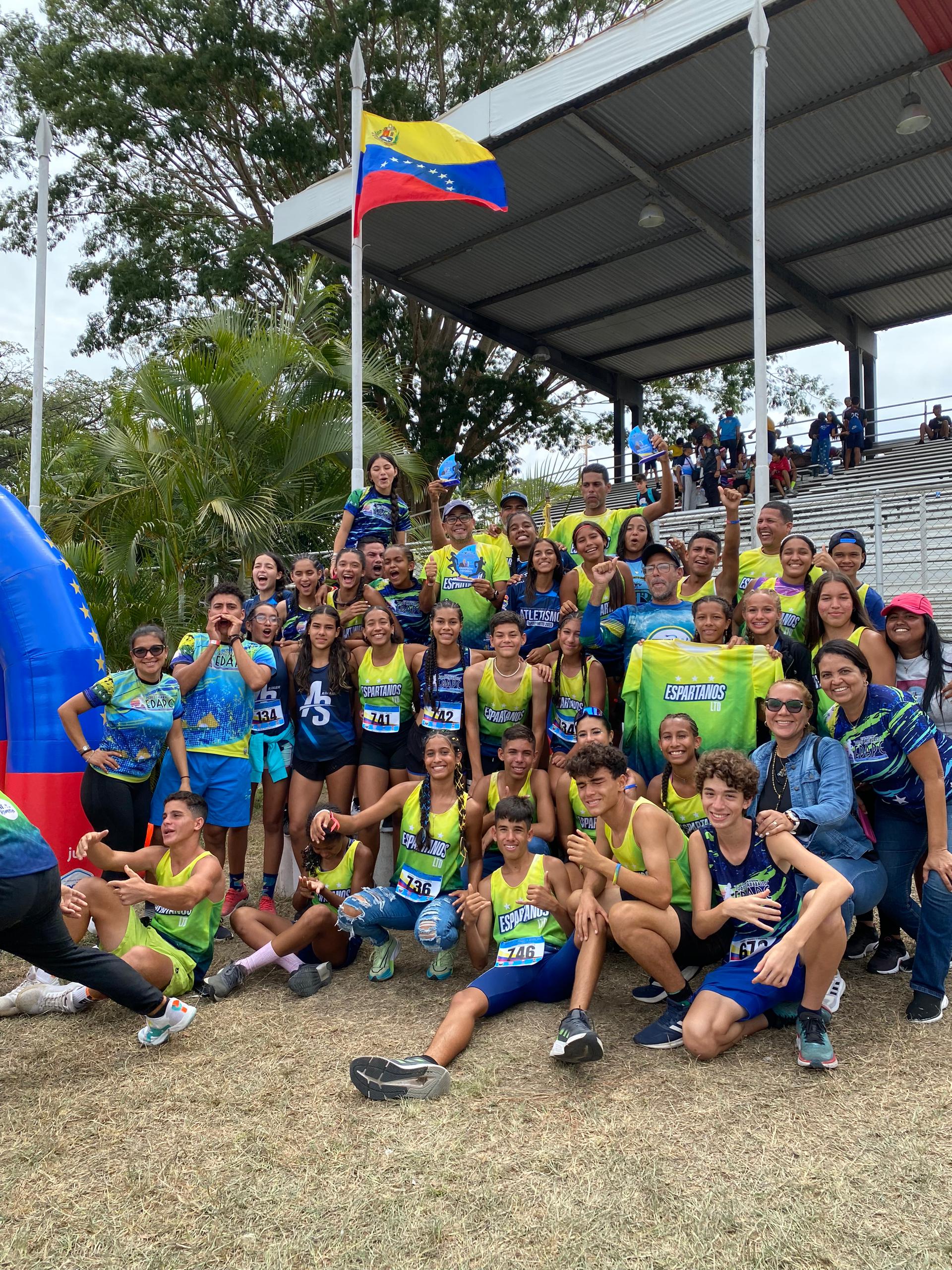 !Bravo! Nueva Esparta regresó con 9 medallas y campeones del Infantil Sub16 de atletismo + FOTOS #20Octubre