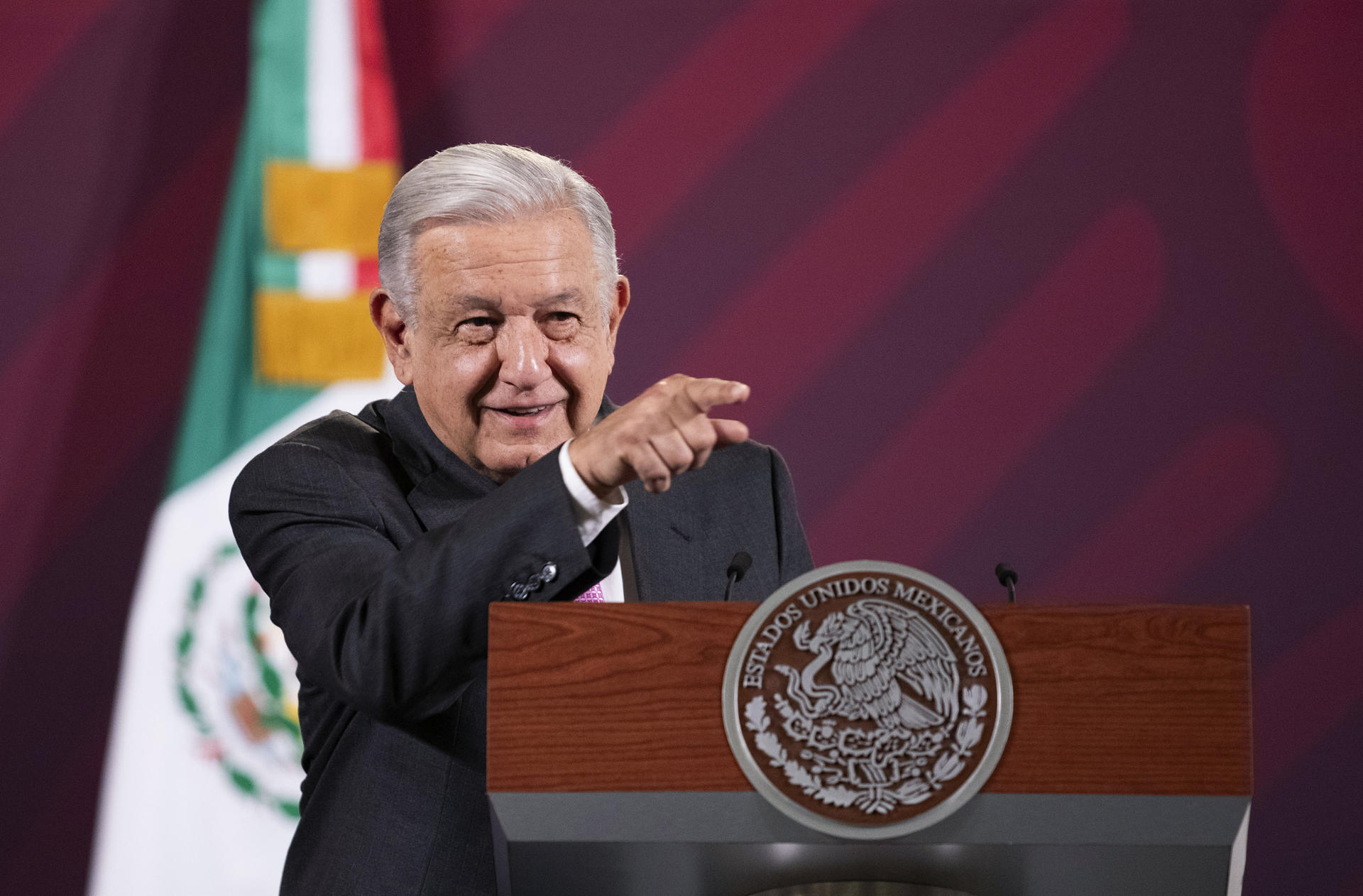 López Obrador evade el tema de Corina Yoris y aboga por permitir a Venezuela “votar en libertad”