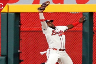 Los Bravos evitan comenzar la serie con dos derrotas frente a los actuales subcampeones de la Serie Mundial