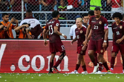 El segundo gol llegó gracias a Salomón Rondón tras una gran jugada de Soteldo en el minuto 73.