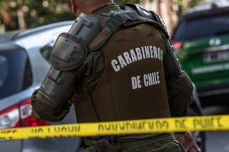 Motociclista dispara contra local en Estación Central