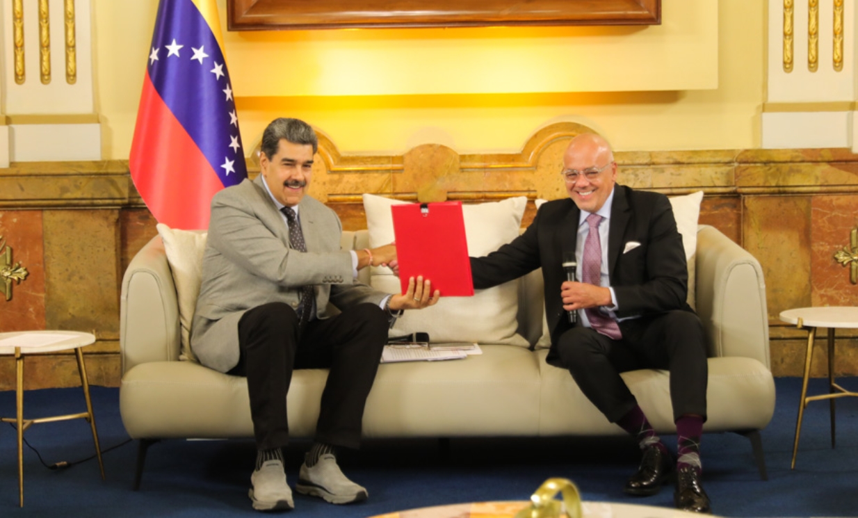 Maduro afirma que espera la visita del embajador Palmieri en Venezuela en un futuro cercano