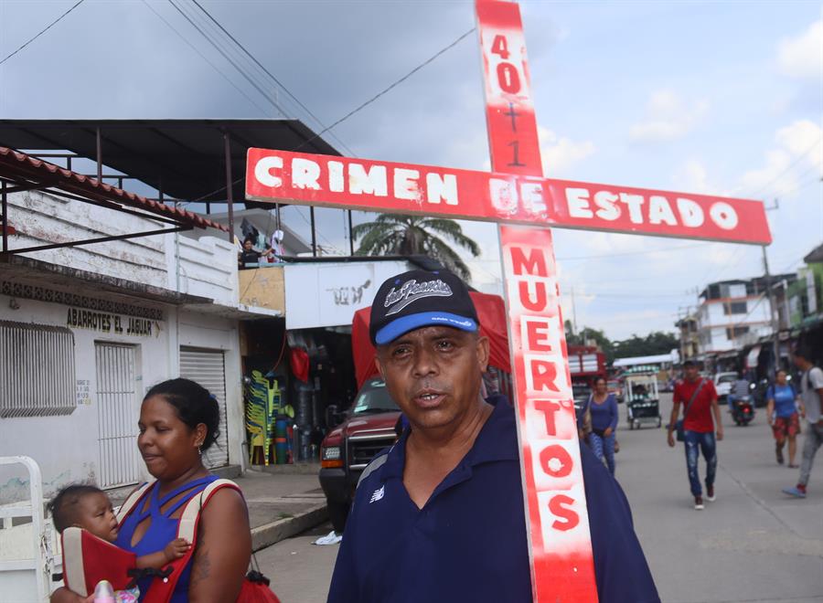 Manifestantes migrantes se congregan en la frontera sur de México previo a la cumbre migratoria para expresar su descontento