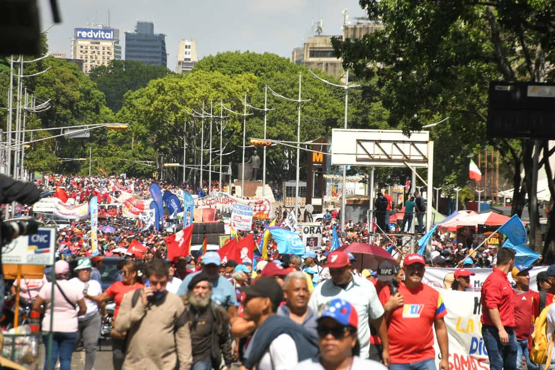 Expertos señalan que el chavismo “moderado” busca un cambio en el gobierno