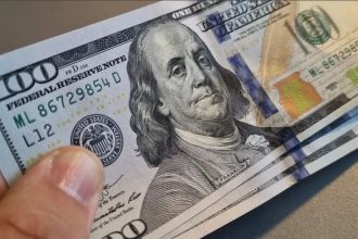 El Yummy Dólar actualizó hoy el precio del dólar a 35,58 bolívares en Venezuela.