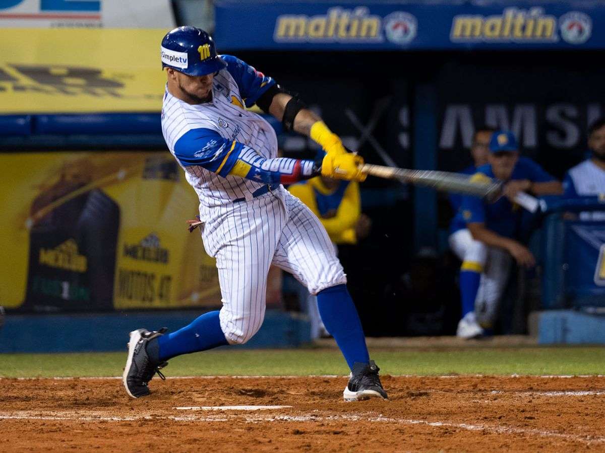 Magallanes se lleva la victoria en un emocionante duelo contra los Tiburones