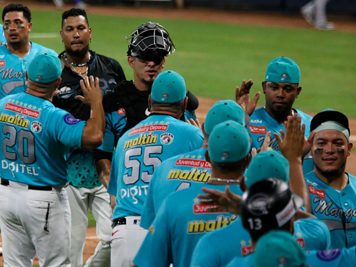 Bravos vence a Tiburones en extrainnings