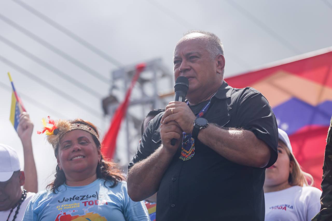 Cabello impulsa campaña para el referendo en Delta Amacuro