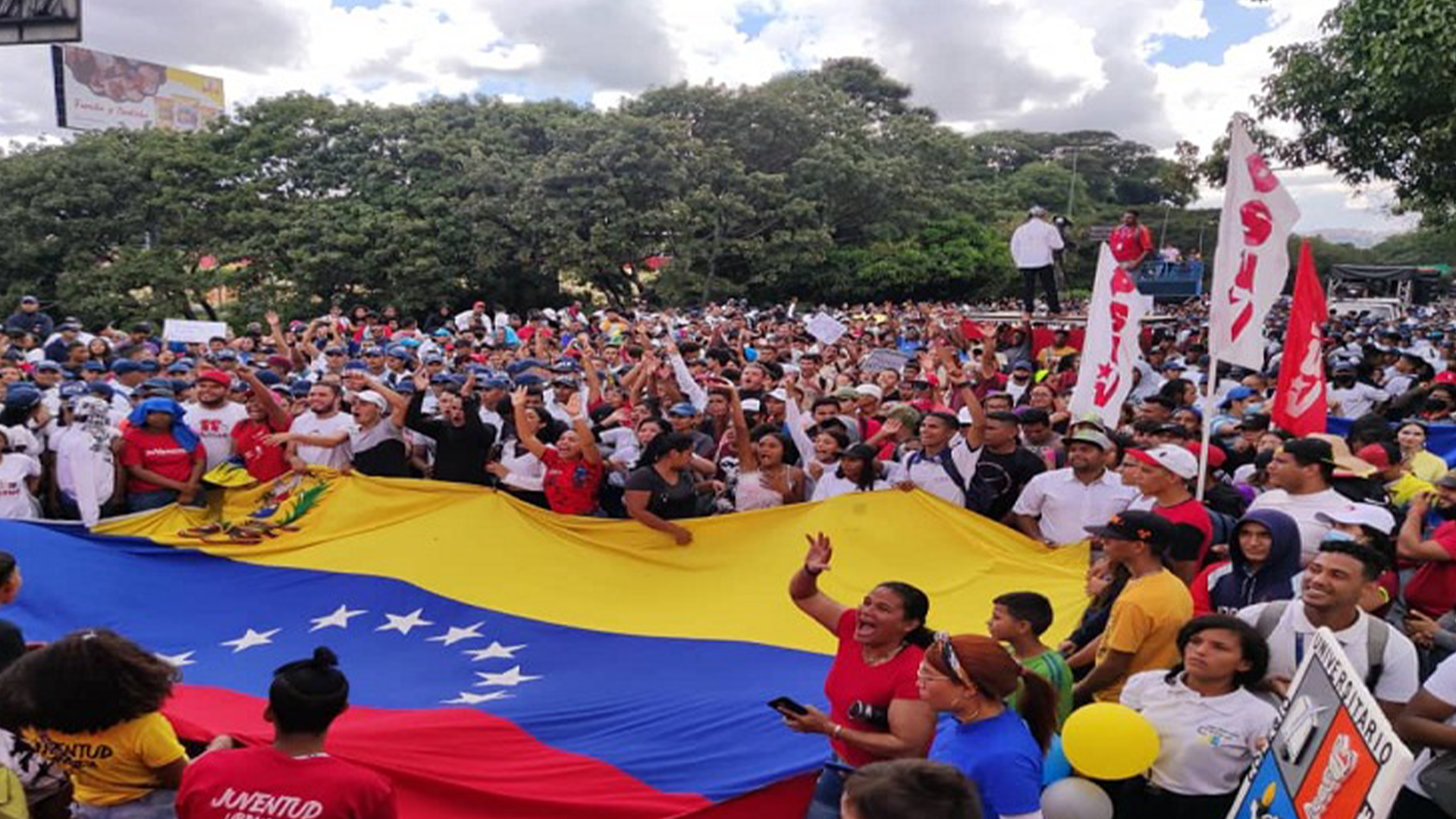 Jóvenes universitarios defienden el Esequibo en el Día del Estudiante