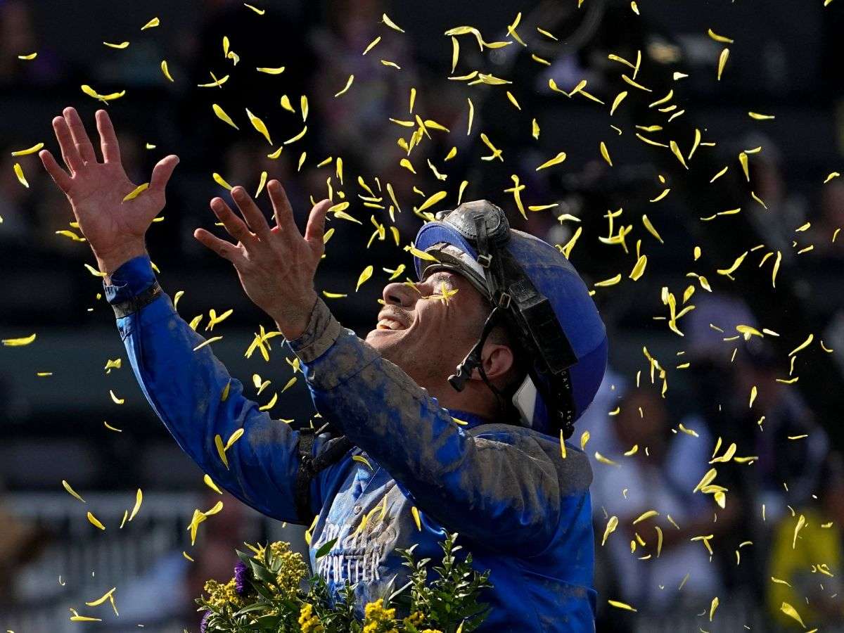 Júnior Alvarado se alza como campeón de la Breeders’ Cup Dirt Mile