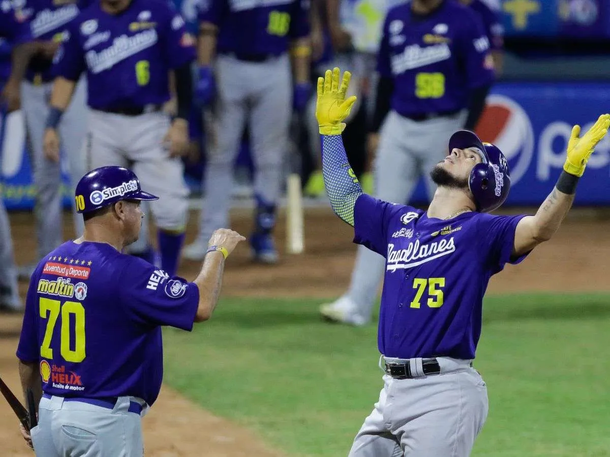 Magallanes frenó el avance de las Águilas