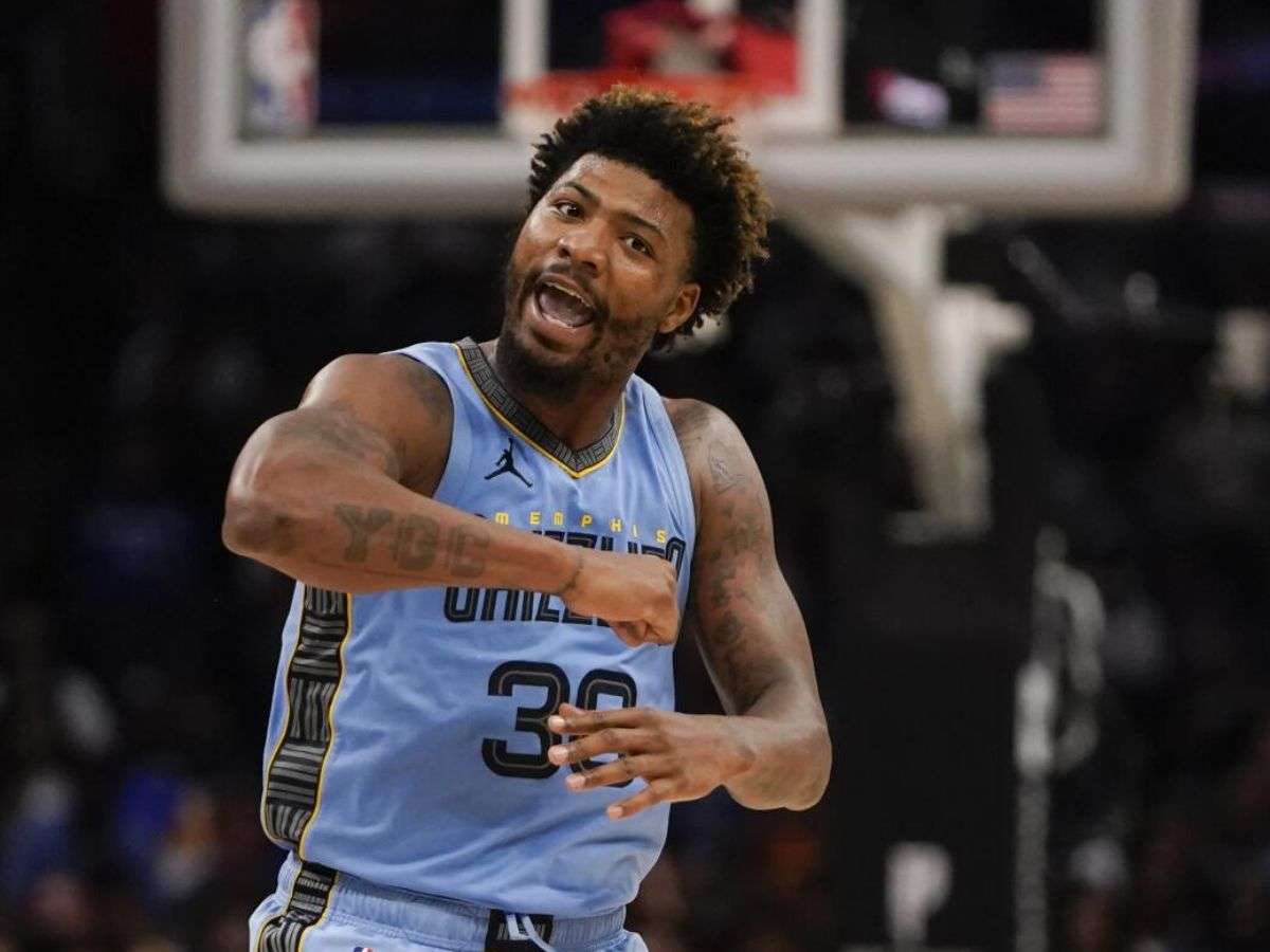 Marcus Smart se lesionó y estará fuera del juego contra los Grizzlies debido a un esguince.