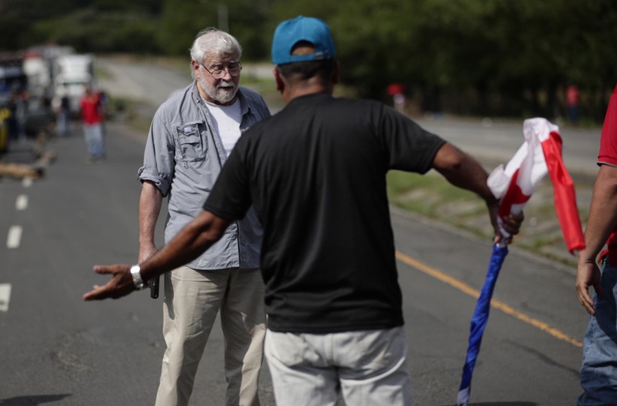 Dos personas asesinadas en protesta contra la minería en Panamá, a corta distancia.