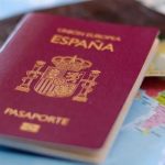 Pasaporte Español sin vivir en Europa Guía Completa Ley de Nietos
