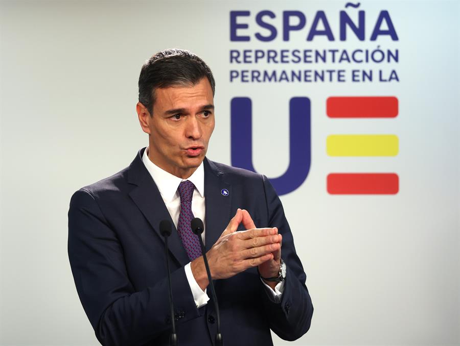 Acuerdo alcanzado entre Pedro Sánchez y los independentistas catalanes sobre la investidura en España