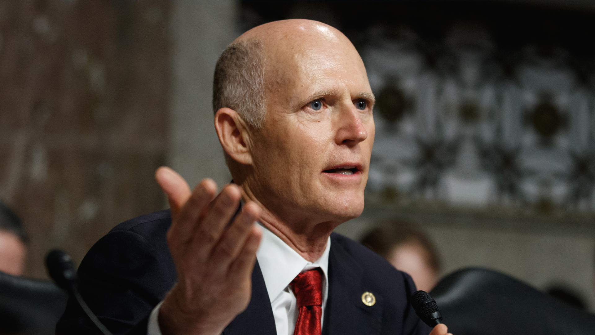 El Senador Rick Scott insta a Biden a no levantar más sanciones a Maduro a menos que reconozca los resultados de la primaria.