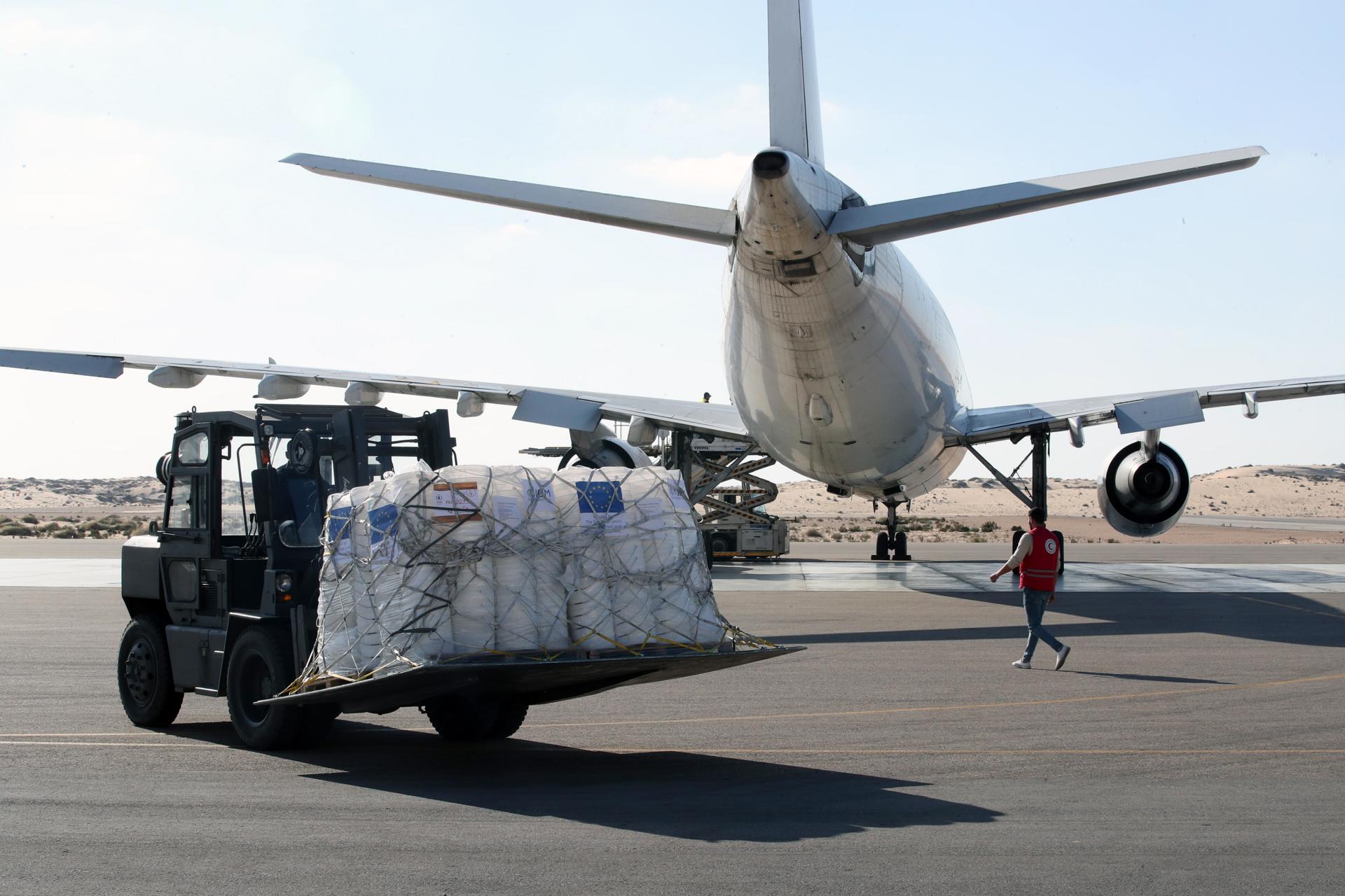 Continúa la llegada de ayuda humanitaria a la Franja de Gaza tras la ampliación del alto al fuego