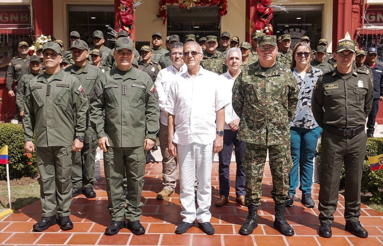 Venezuela y Colombia buscan reforzar la cooperación militar y la seguridad en la frontera