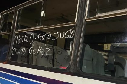 Transportistas de Maneiro declaran "Hora cero"