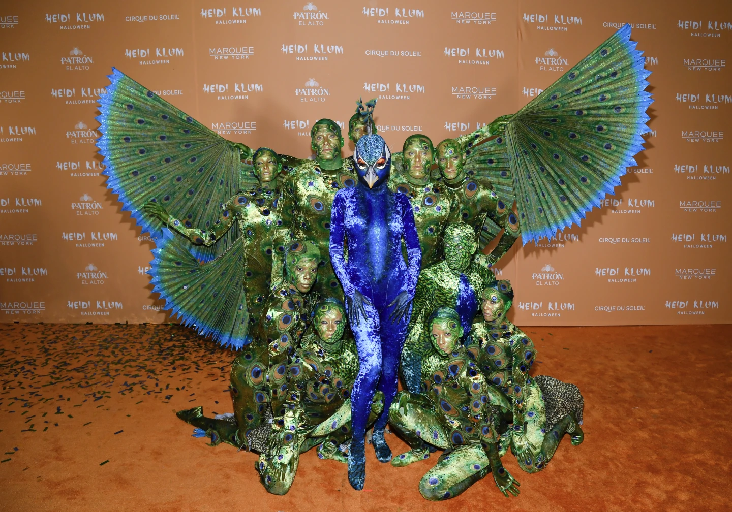 Heidi Klum sorprende con su increíble disfraz de Halloween (+video)