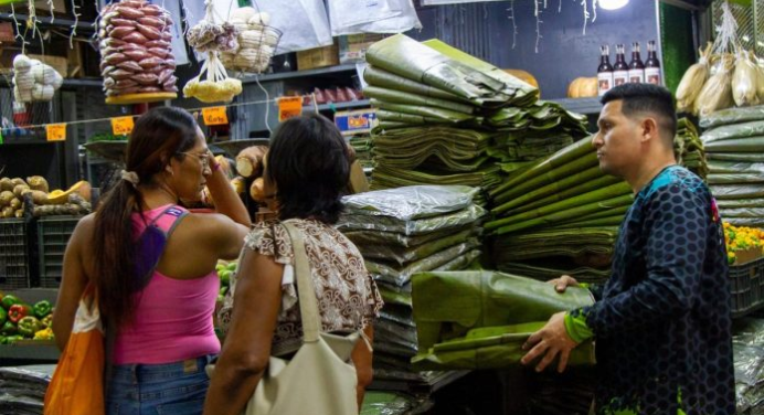 Venezolanos necesitan al menos $ 65 para preparar 50 hallacas #21Nov