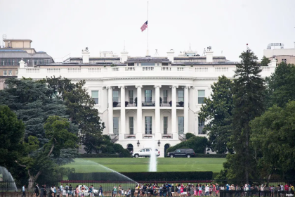 Una fuente de la Casa Blanca confirmó que "se trata de un grupo muy pequeño