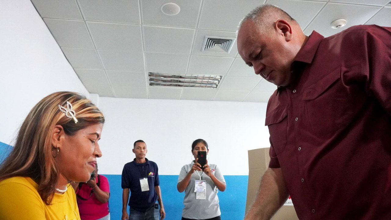 Participación de Diosdado Cabello en simulacro electoral del Referéndum del Esequibo