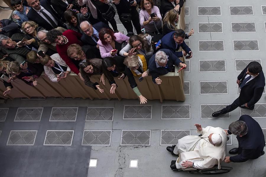 El Papa Francisco goza de un estado positivo y saludable