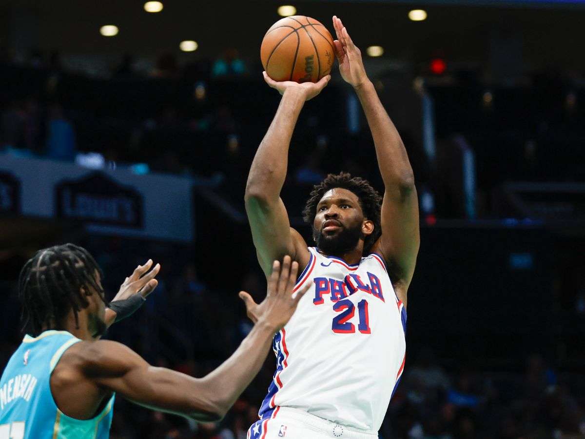 76ers humillan a los Hornets con su peor derrota en la historia