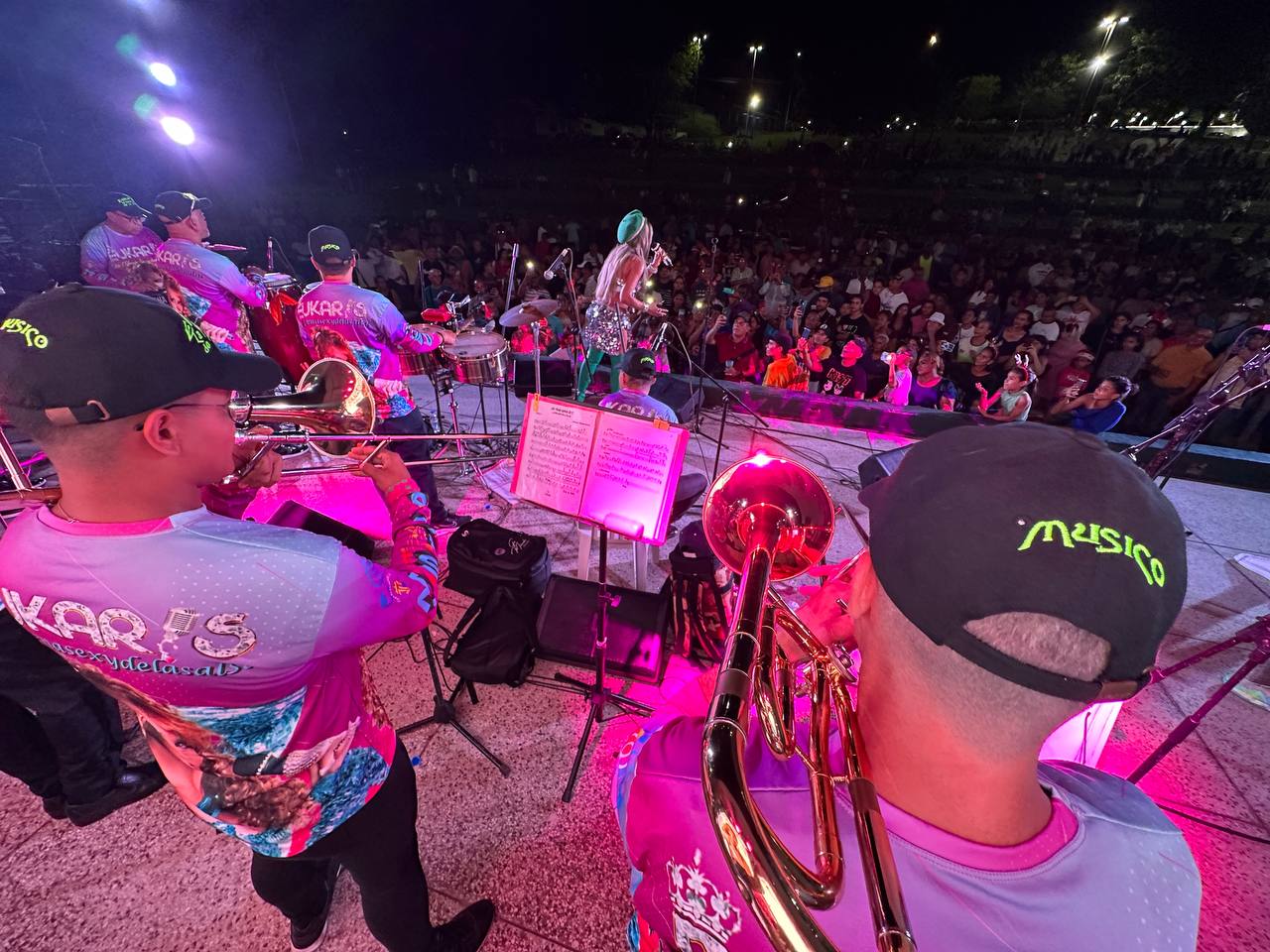 El Malecón de San Félix se llenó de vida al son de la Salsa (+fotos impresionantes)