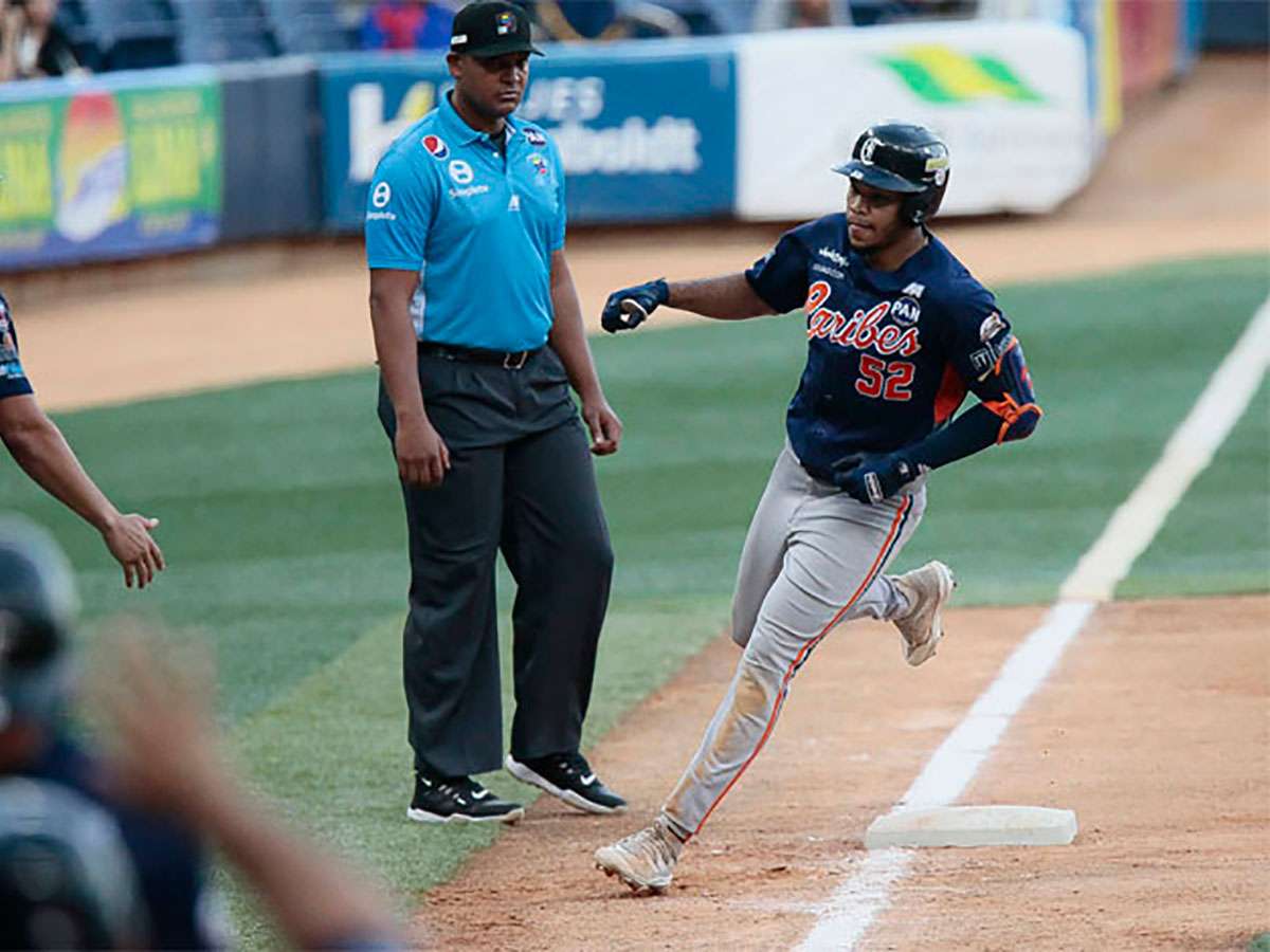 Caribes mantiene su determinación y logra barrer a Leones